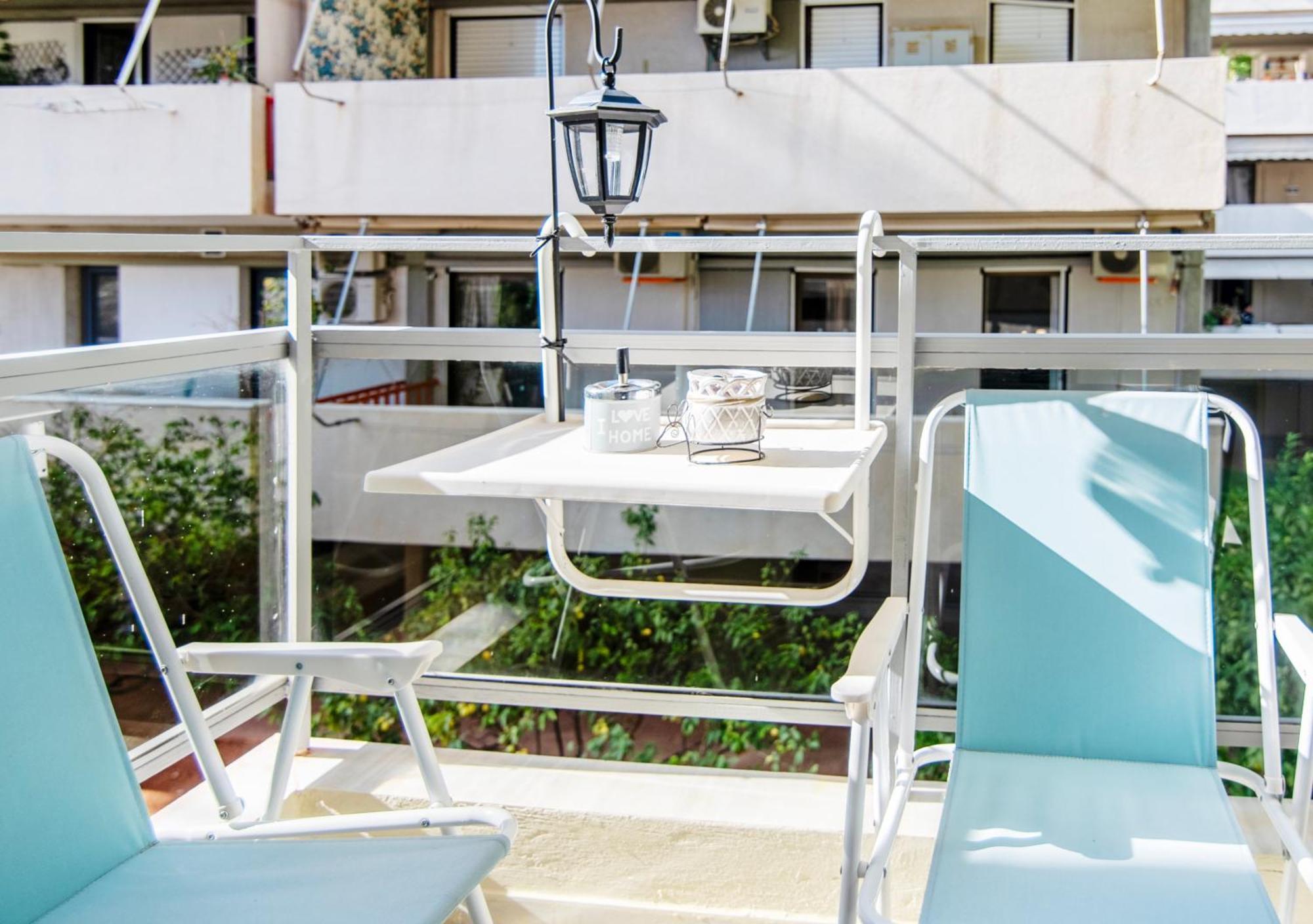 Michael'S Seaside Homely Apartment In バルキザ エクステリア 写真